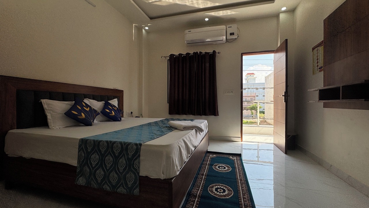 Photo of Patio Balcony in Vrindavan