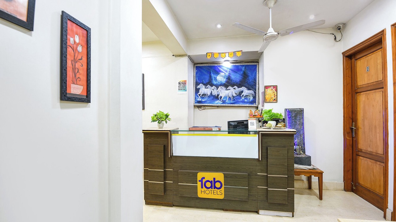 Photo of Others in DLF City