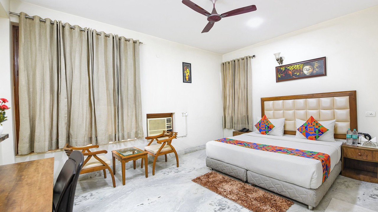 Photo of Bedroom in DLF City