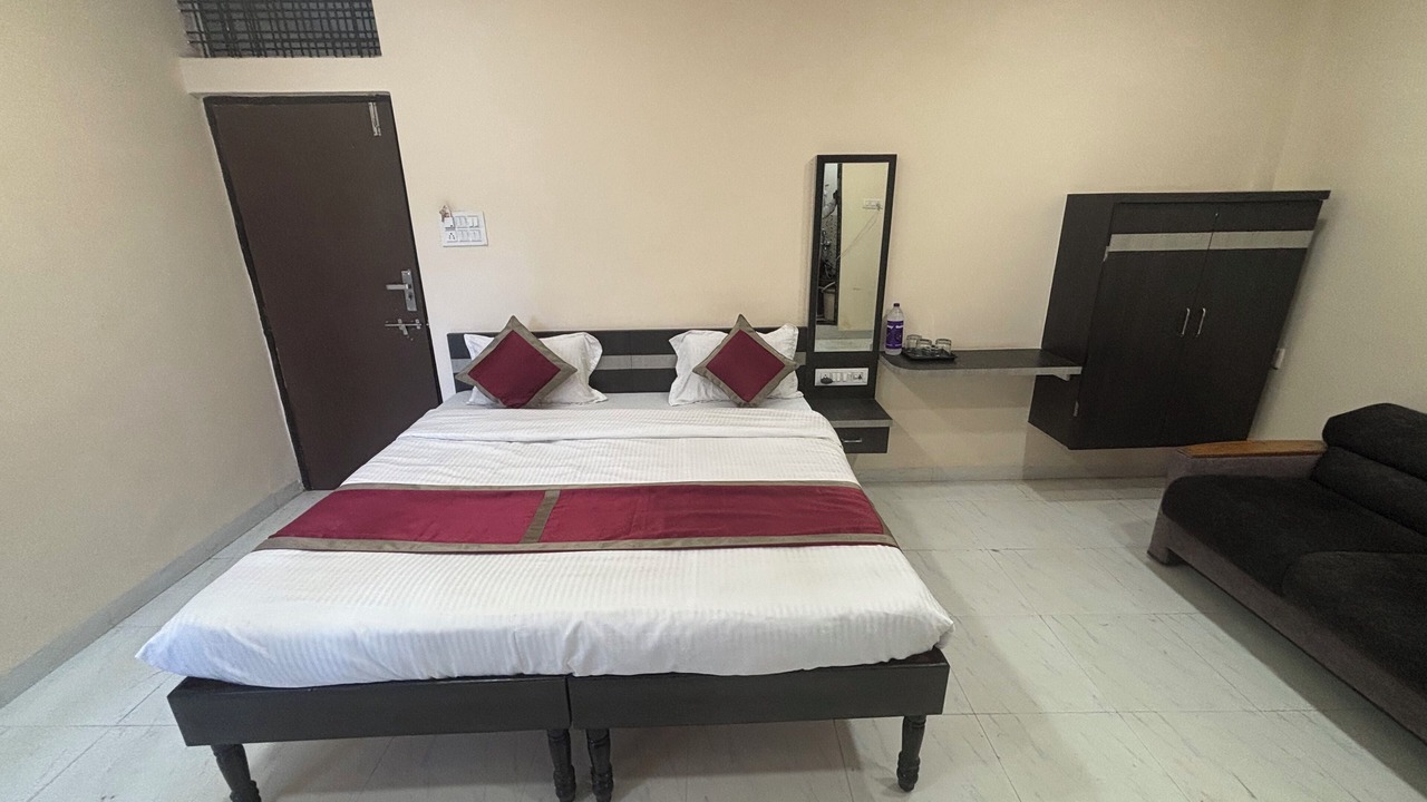Photo of Bedroom in Indore