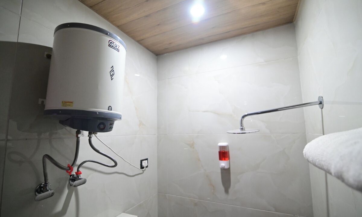Photo of Bathroom in Theog