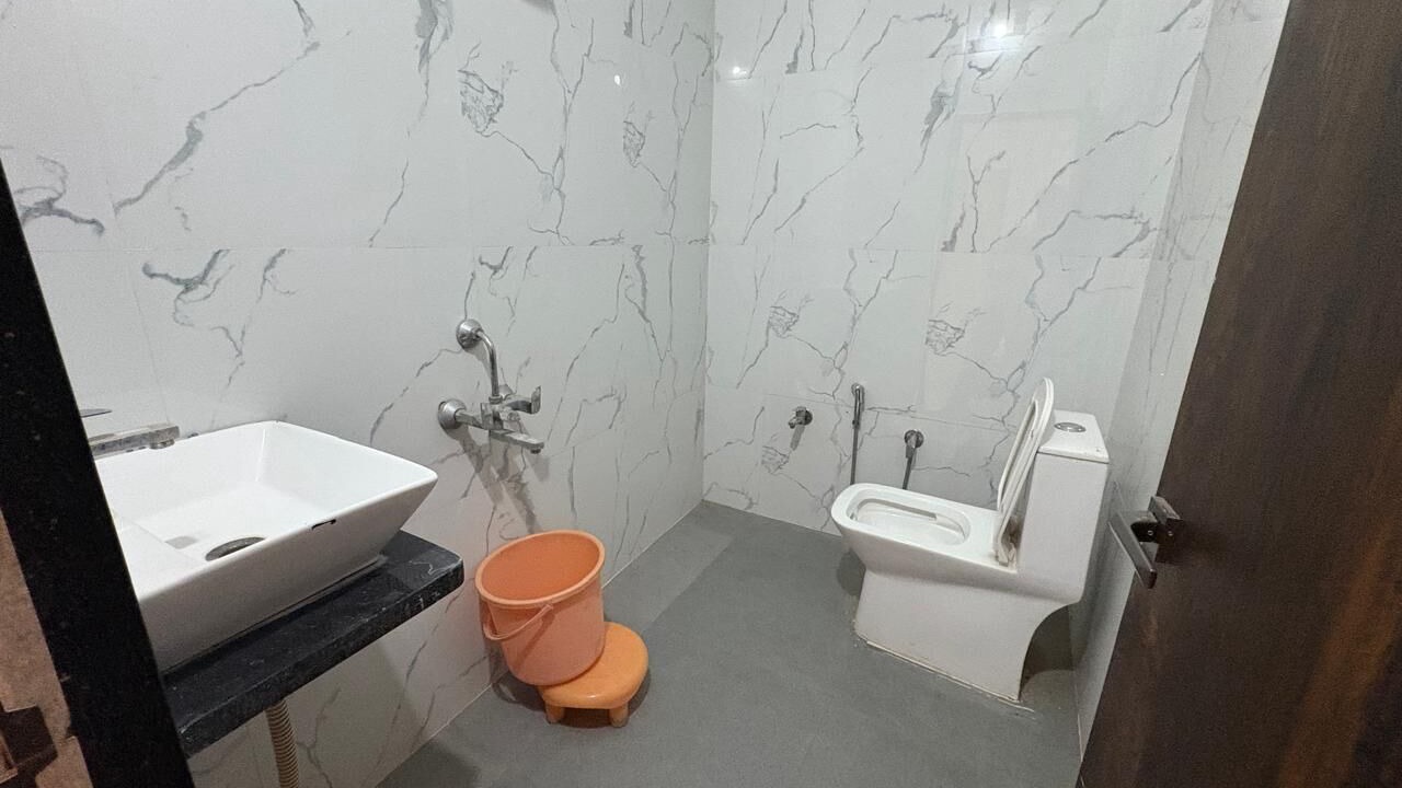 Photo of Bathroom in Abu Road