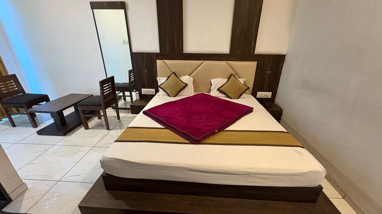 Photo of Bedroom in Abu Road