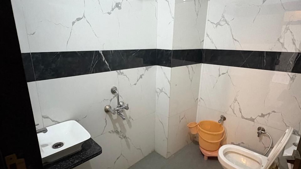 Photo of Bathroom in Abu Road