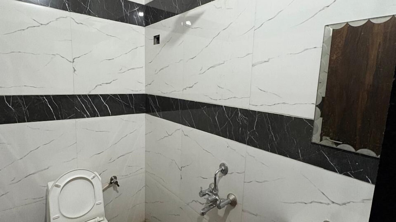 Photo of Bathroom in Abu Road