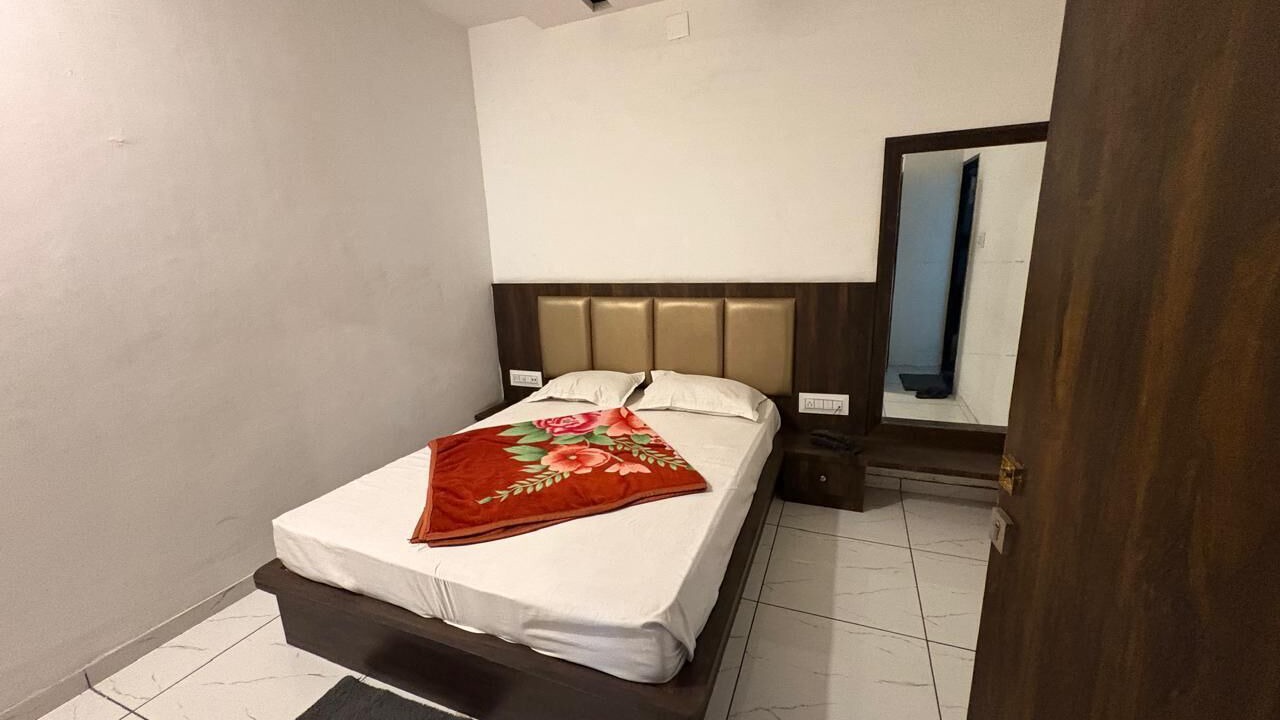 Photo of Bedroom in Abu Road