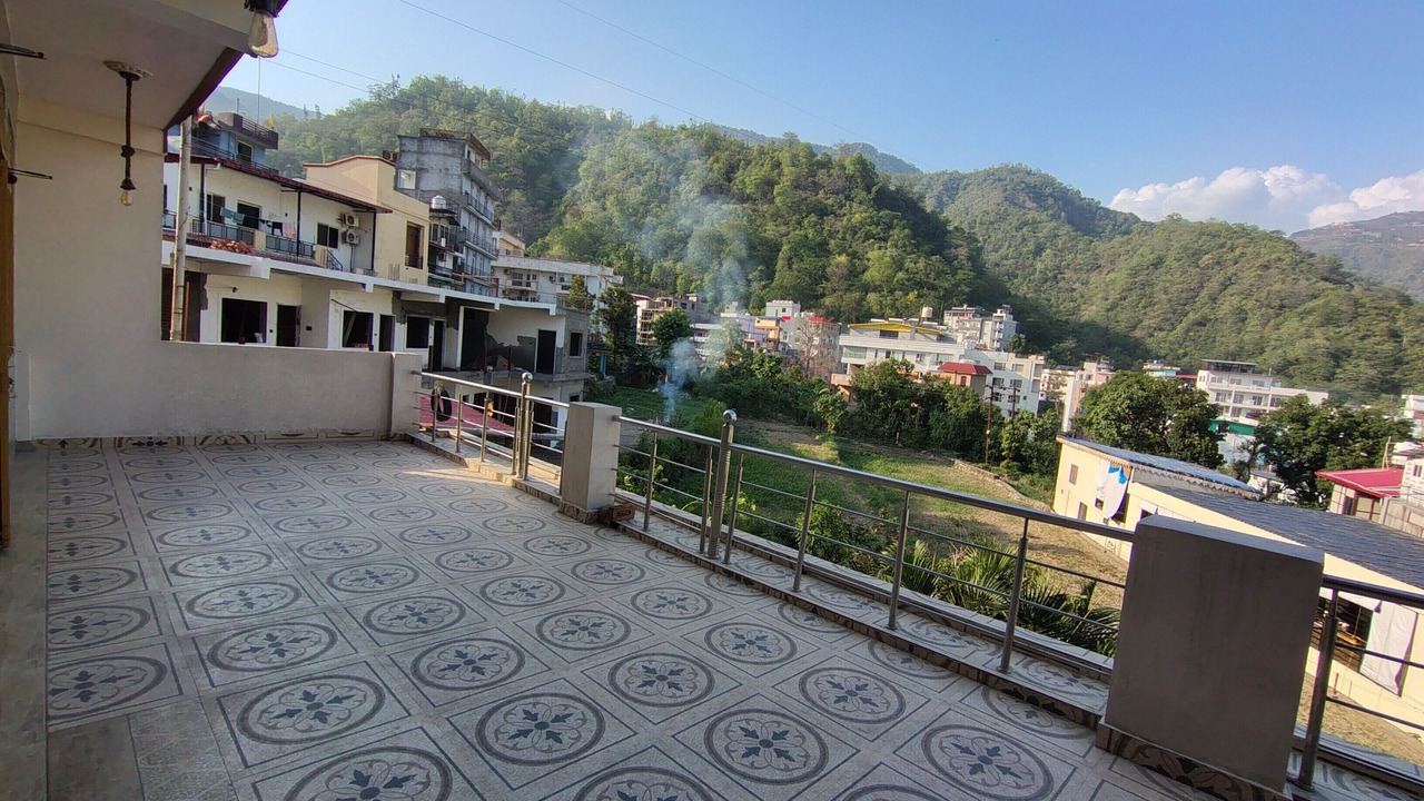 Photo of Patio Balcony in Tapovan