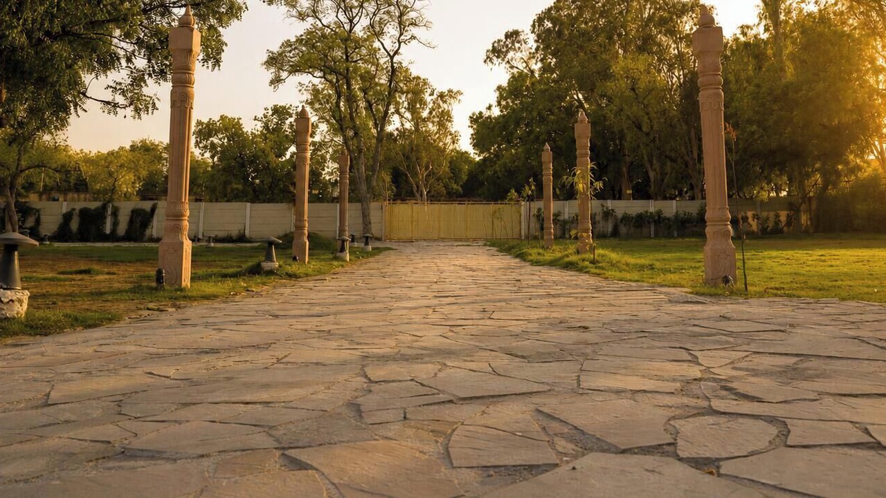 Photo of Outdoor in Mathura