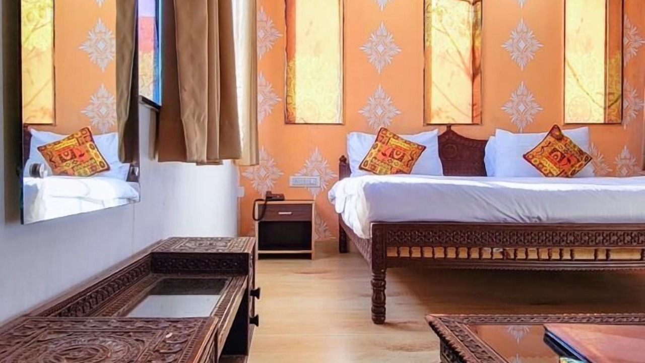 Photo of Bedroom in Mount Abu