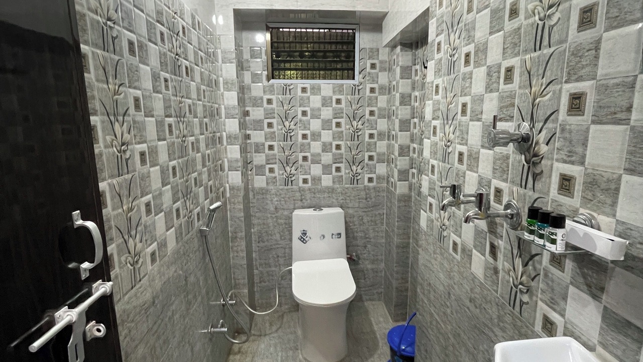 Photo of Bathroom in Varanasi