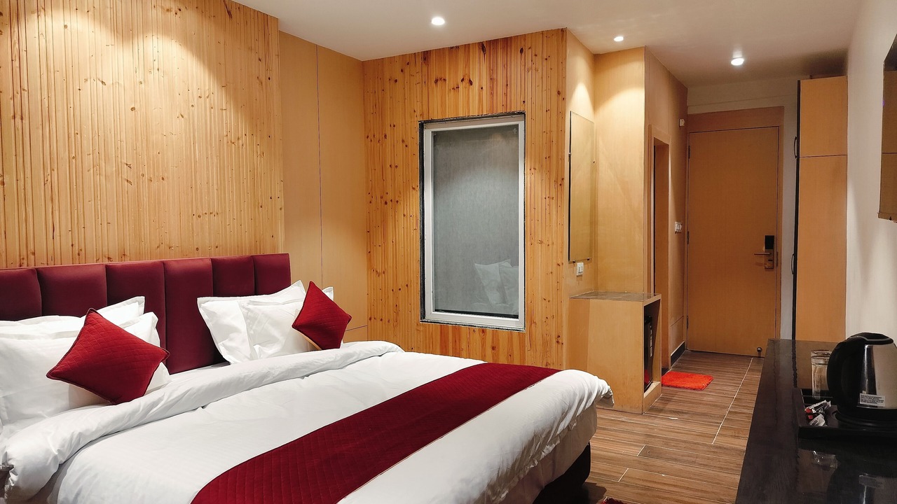 Photo of Bedroom in Bhagsu Nag
