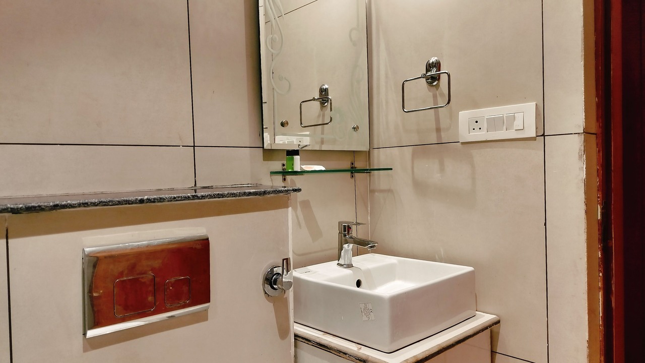 Photo of Bathroom in Bhagsu Nag