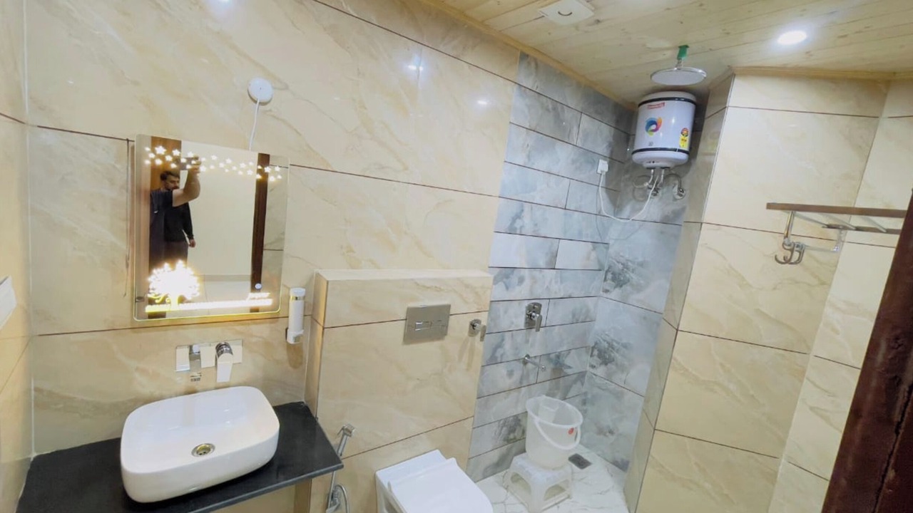 Photo of Bathroom in Banikhet