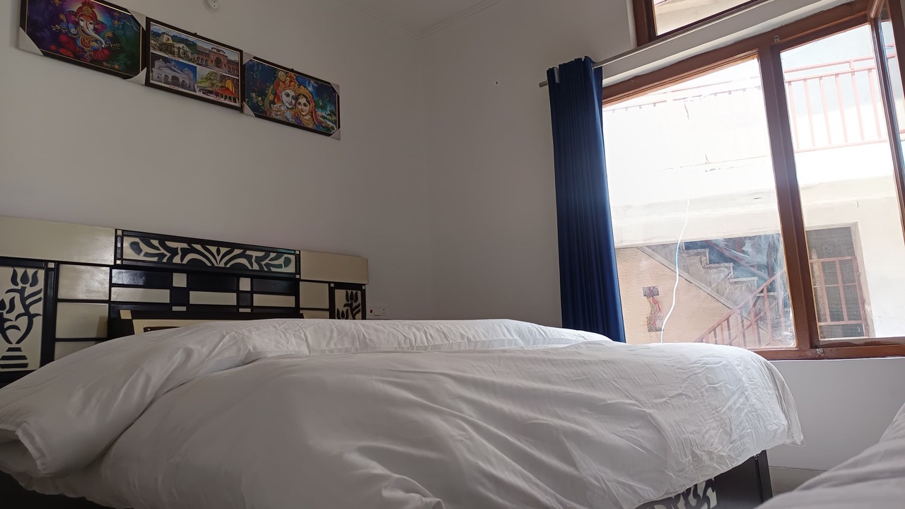 Photo of Bedroom in Barkot