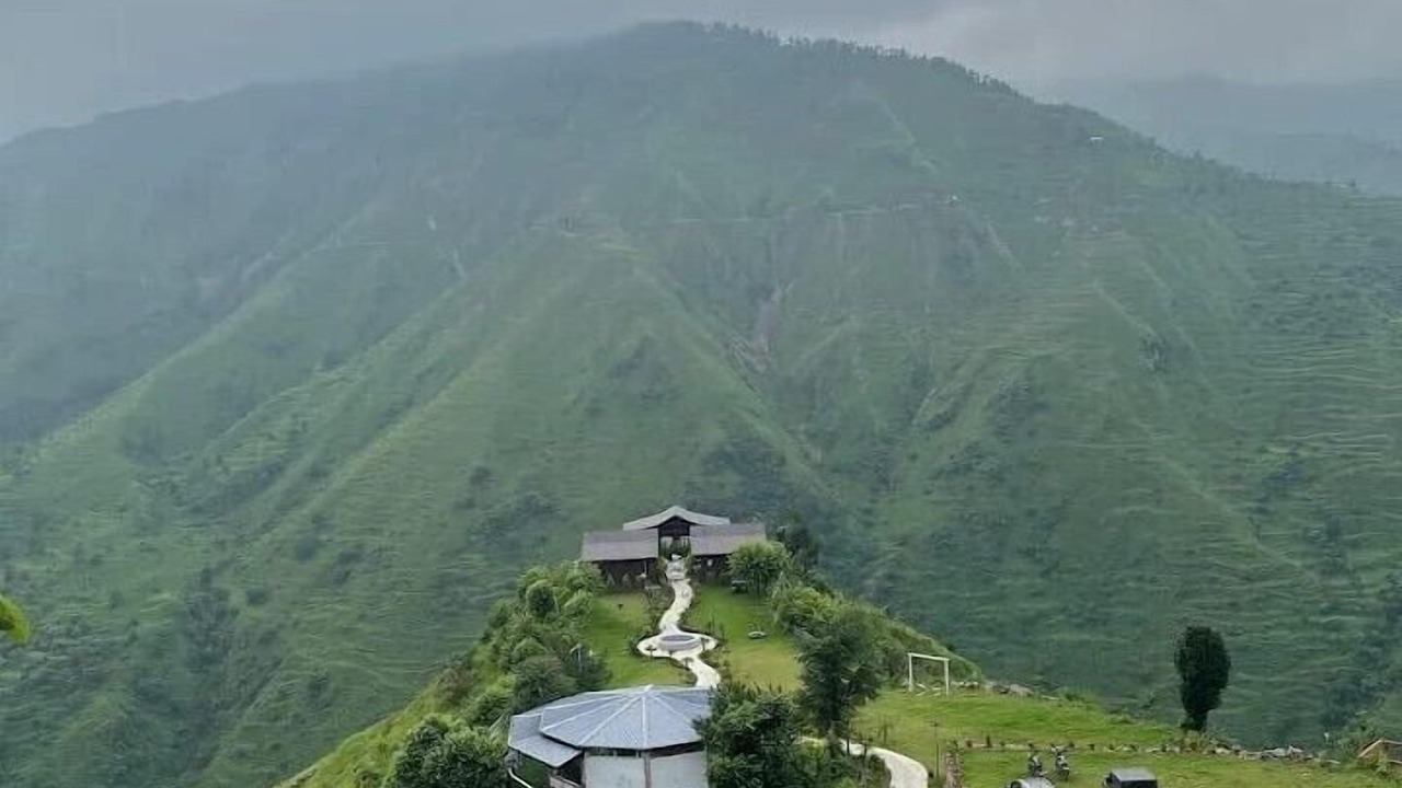 Photo of Patio Balcony in Tehri