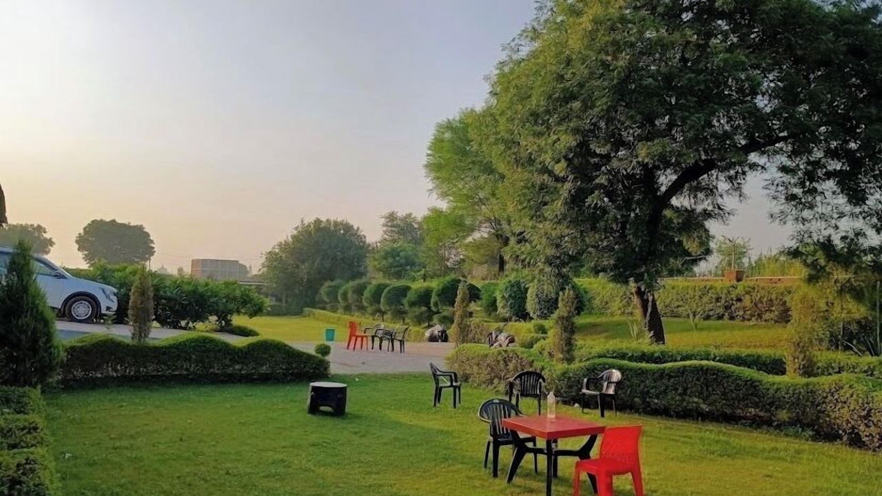 Photo of Outdoor in Mathura