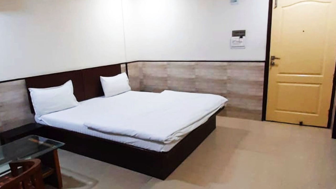Photo of Bedroom in Mayapur