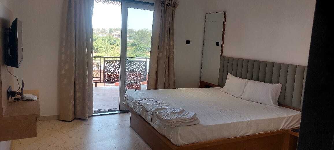 Photo of Bedroom in Panchgani