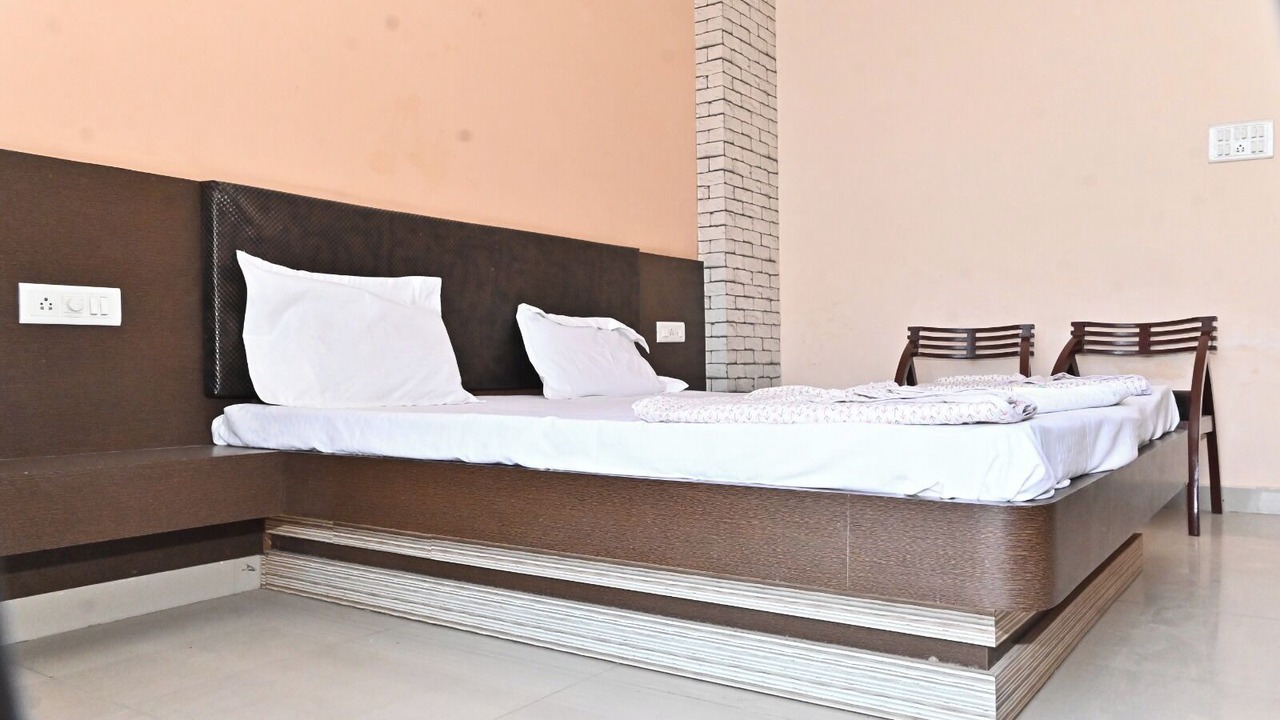 Photo of Bedroom in Sikar