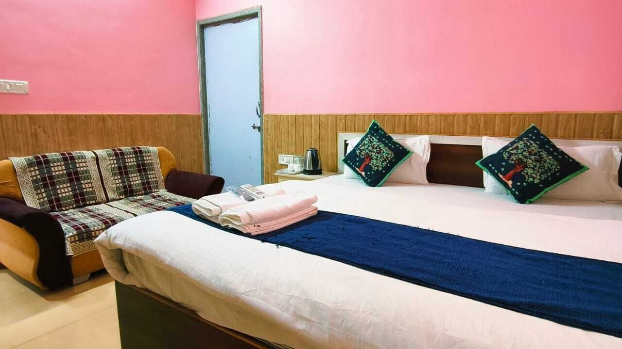 Photo of Bedroom in Abu Road