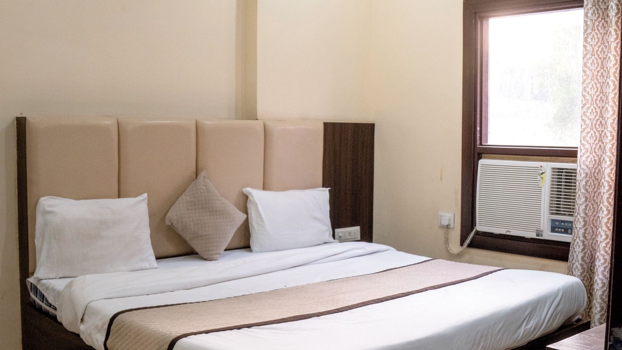 Photo of Bedroom in Agra
