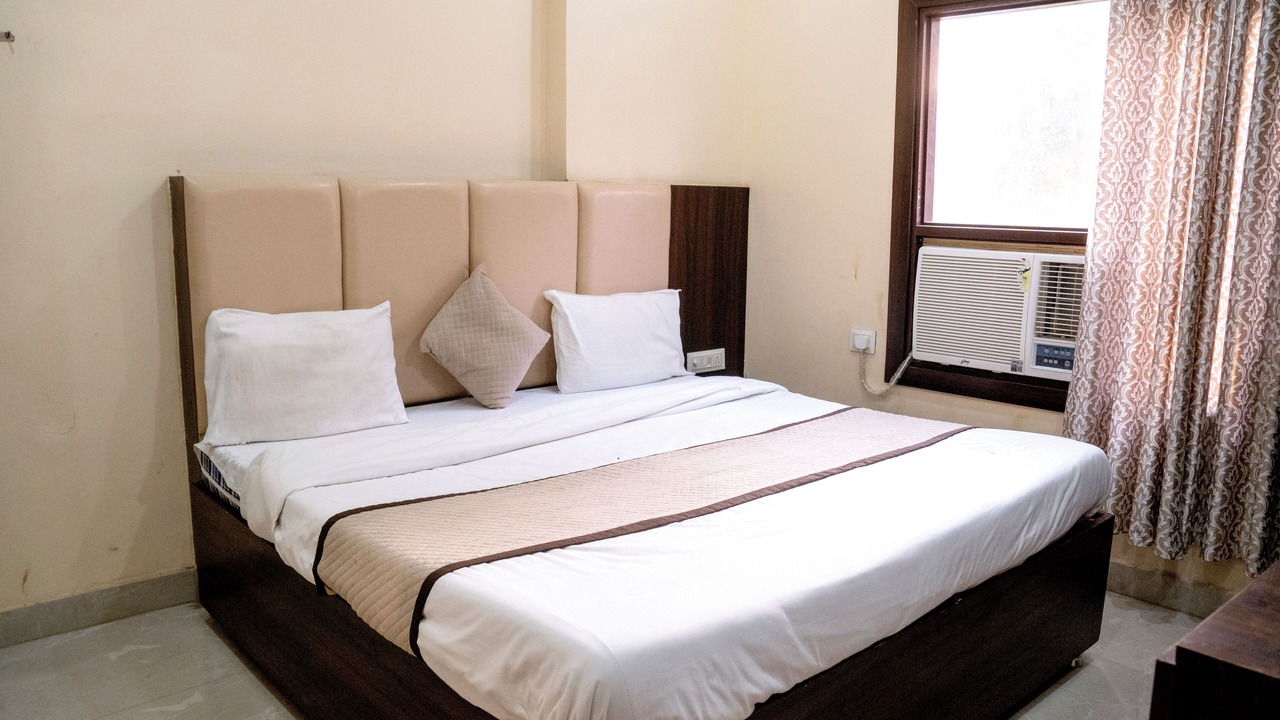Photo of Bedroom in Agra