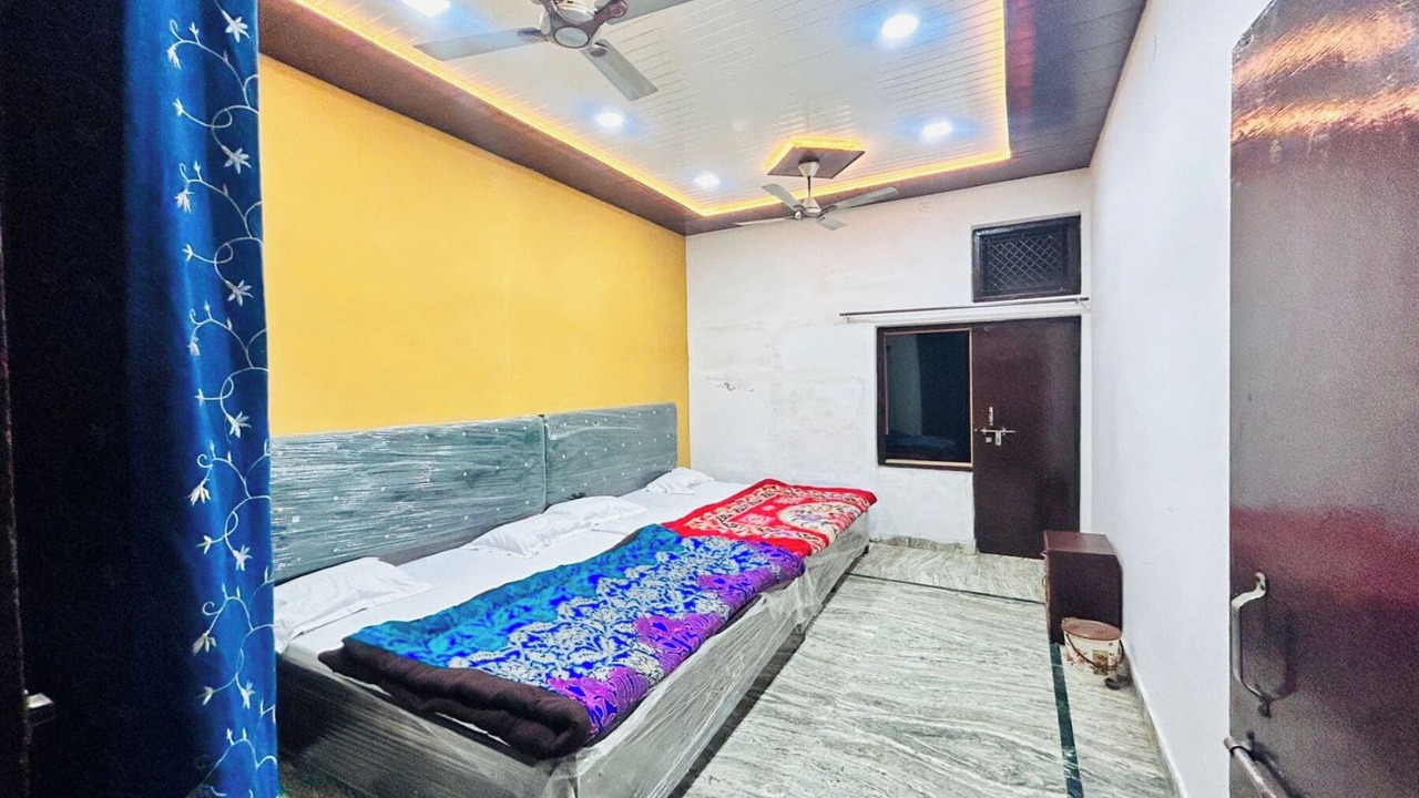 Photo of Bedroom in Mathura