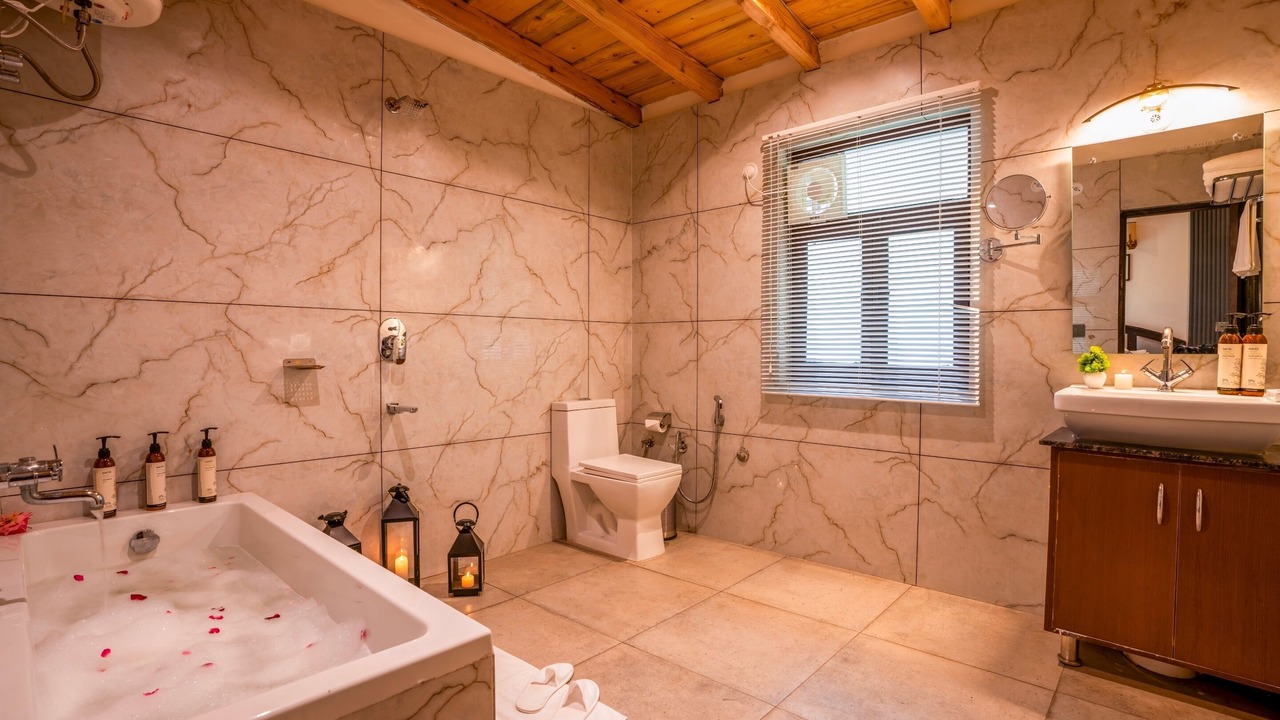 Photo of Bathroom in Naukuchiyatal