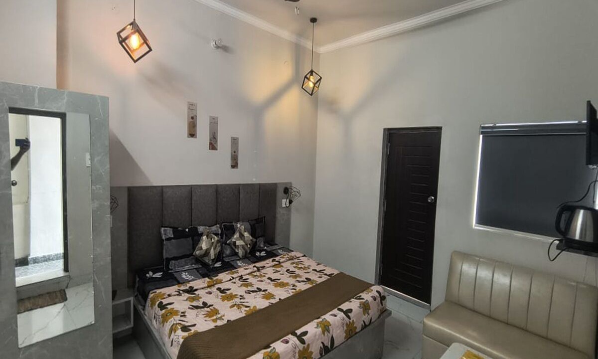 Photo of Bedroom in Faizabad