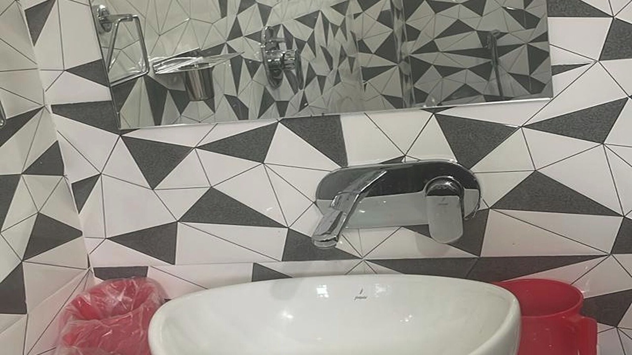 Photo of Bathroom in Sadar