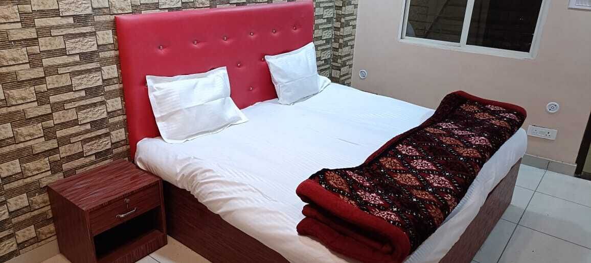 Photo of Bedroom in Manjhanpur