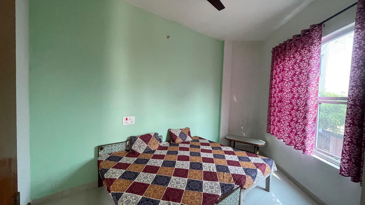 Photo of Bedroom in Mathura