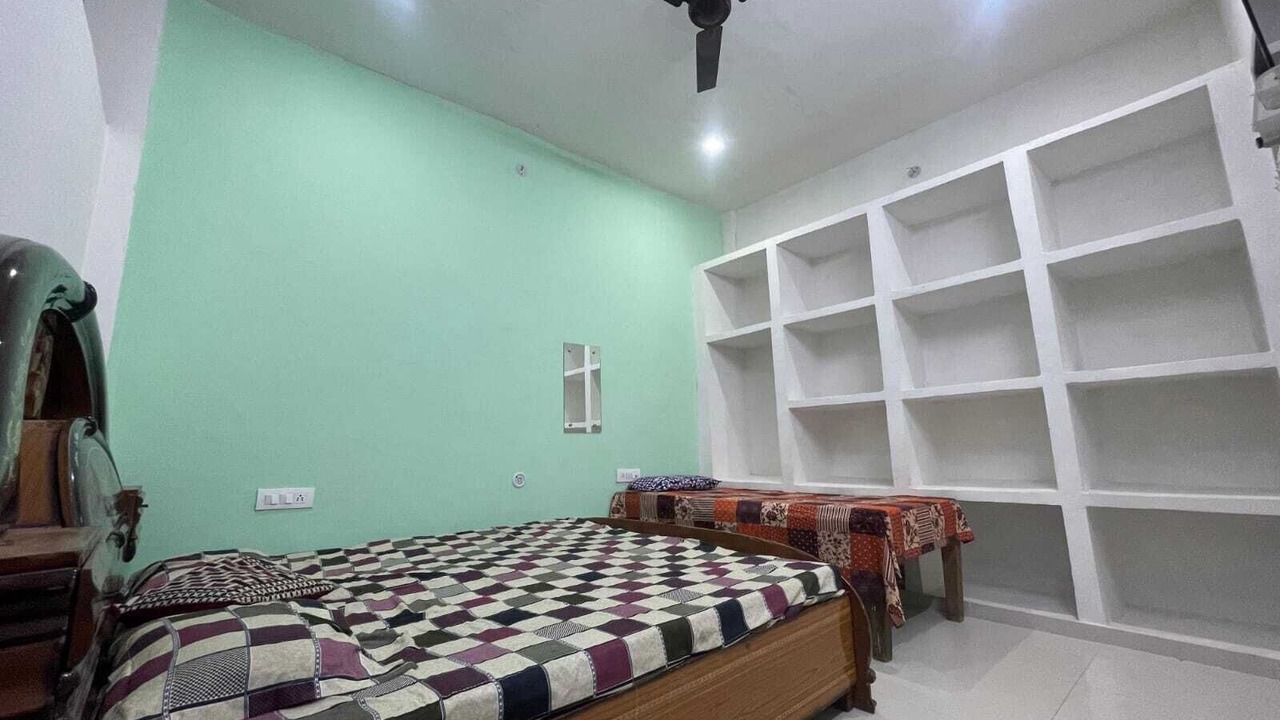 Photo of Bedroom in Mathura