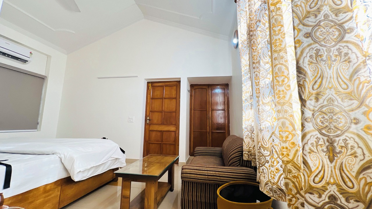 Photo of Bedroom in Rishikesh