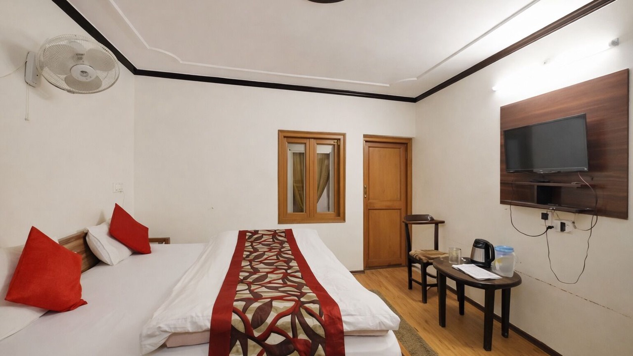 Photo of Bedroom in Nainital