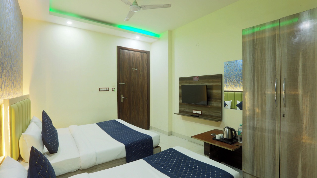 Photo of Bedroom in Mahipalpur