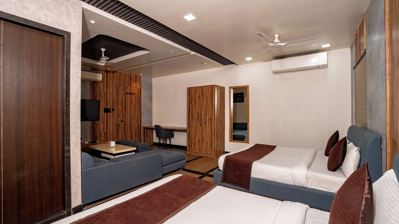 Photo of Bedroom in Khatu
