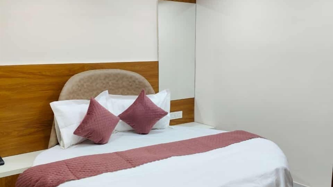 Photo of Bedroom in Navrangpura