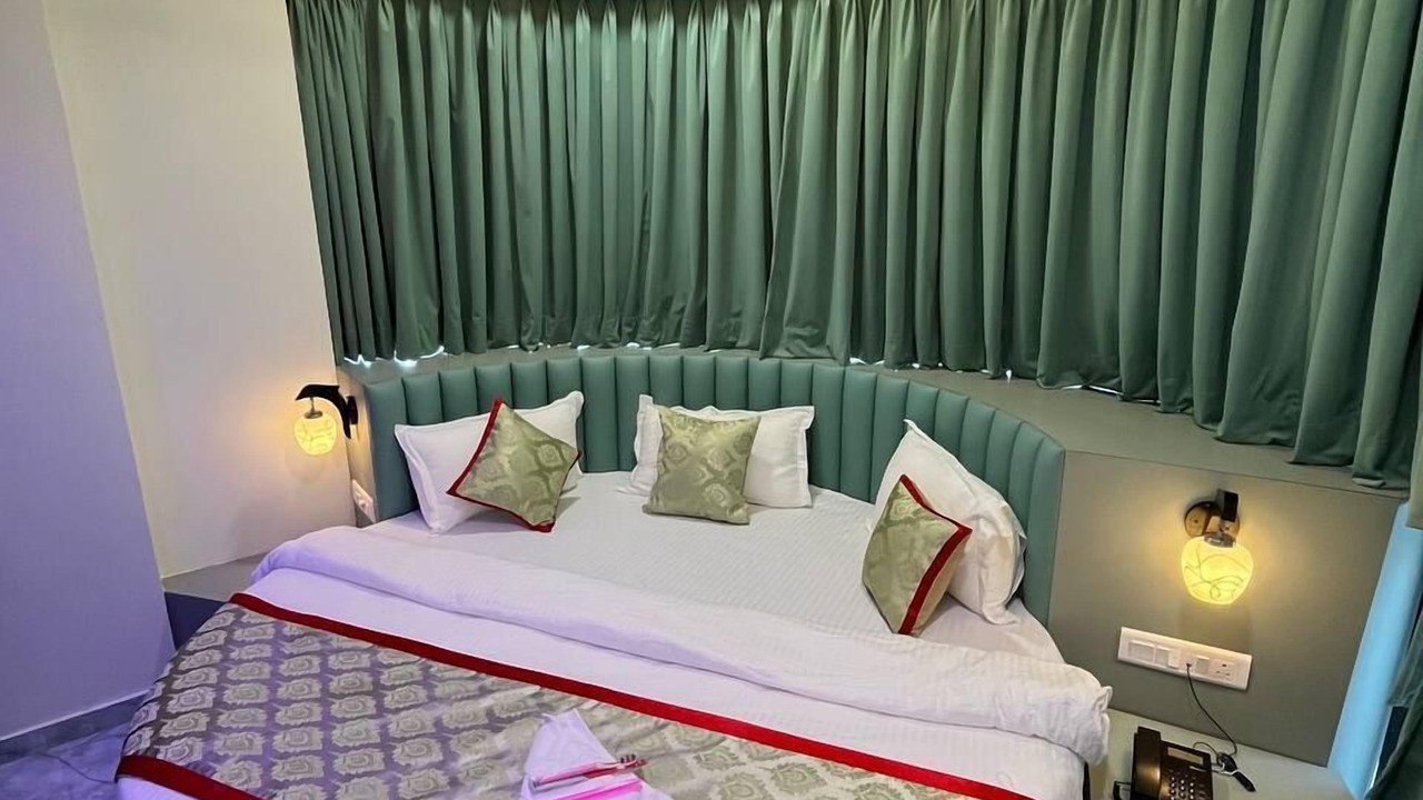 Photo of Bedroom in Gandhinagar