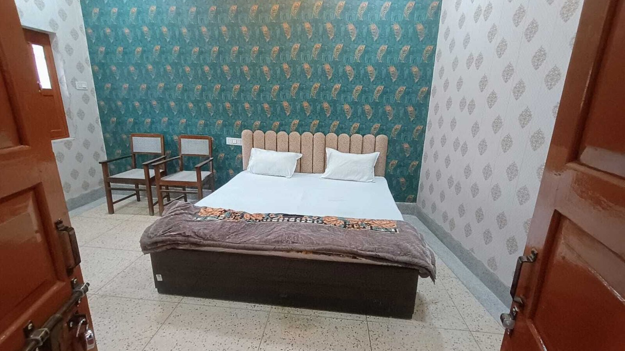 Photo of Livingroom in Varanasi