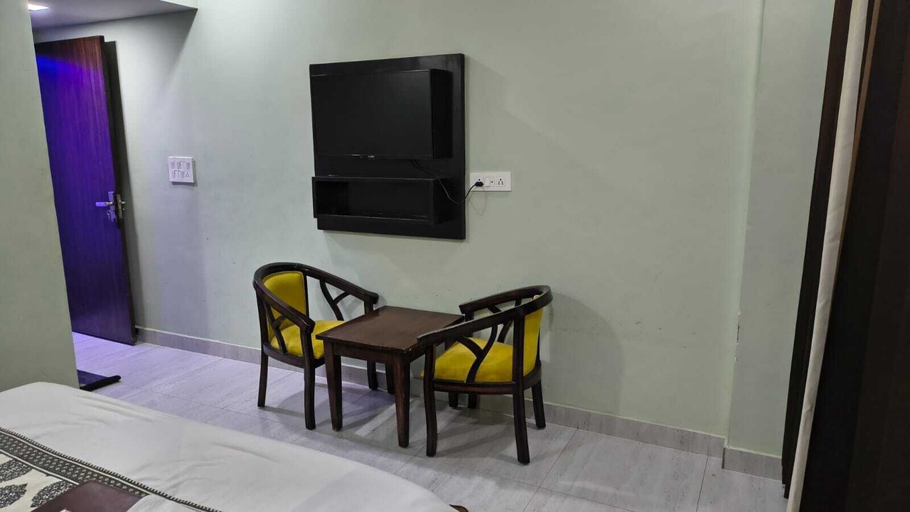 Photo of Bedroom in Dehradun
