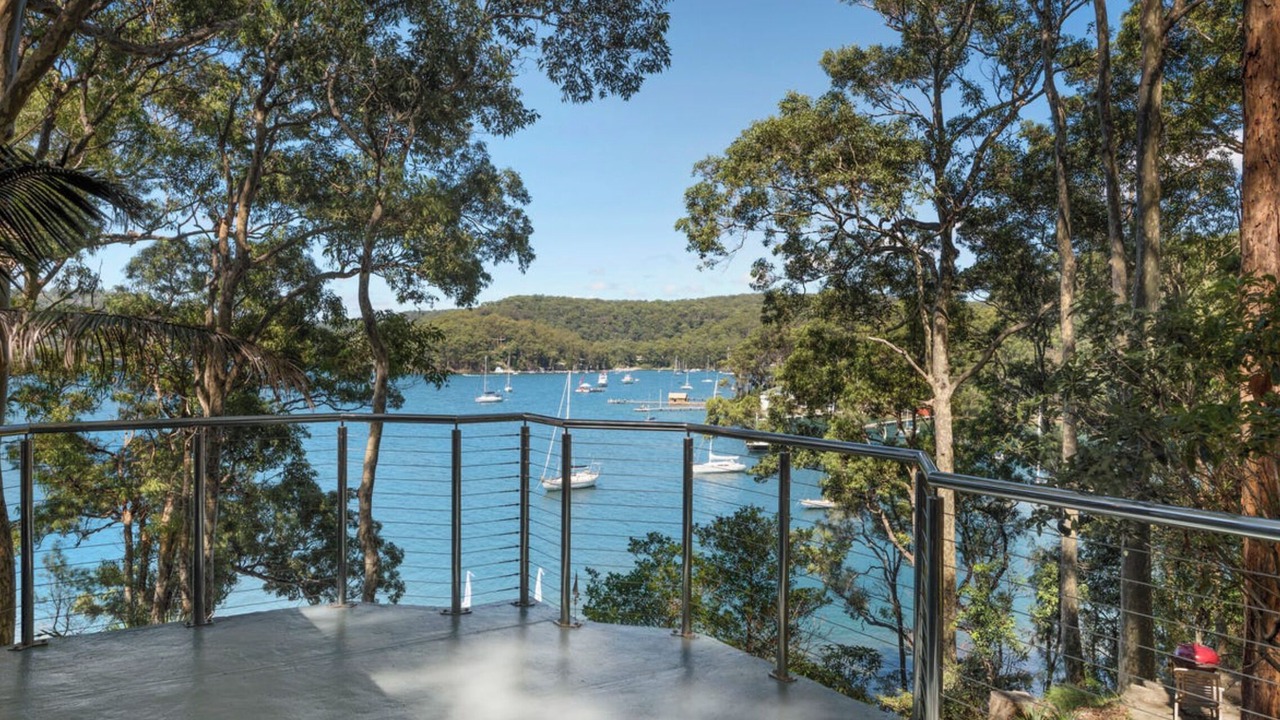 Photo of Patio Balcony in Lovett Bay
