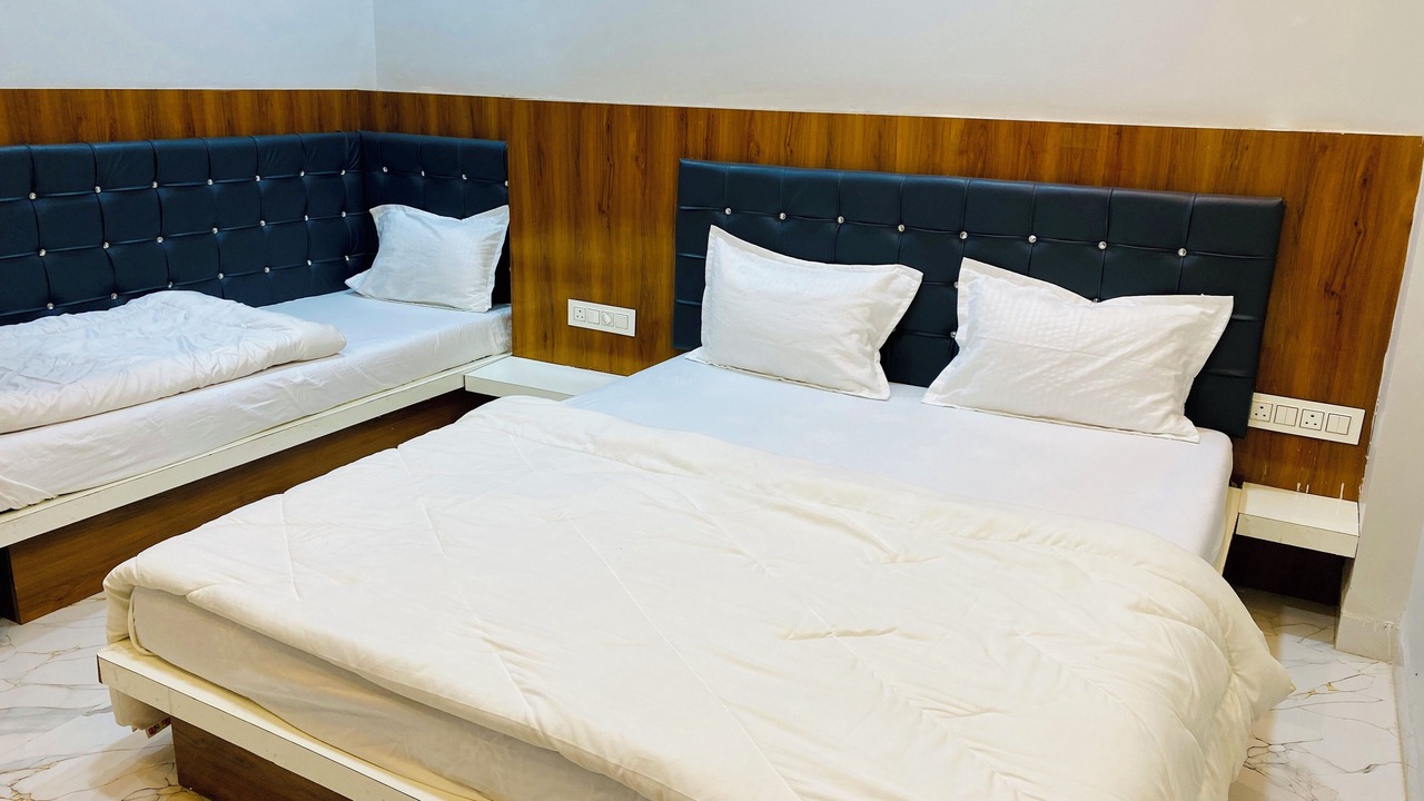 Photo of Bedroom in Khandwa