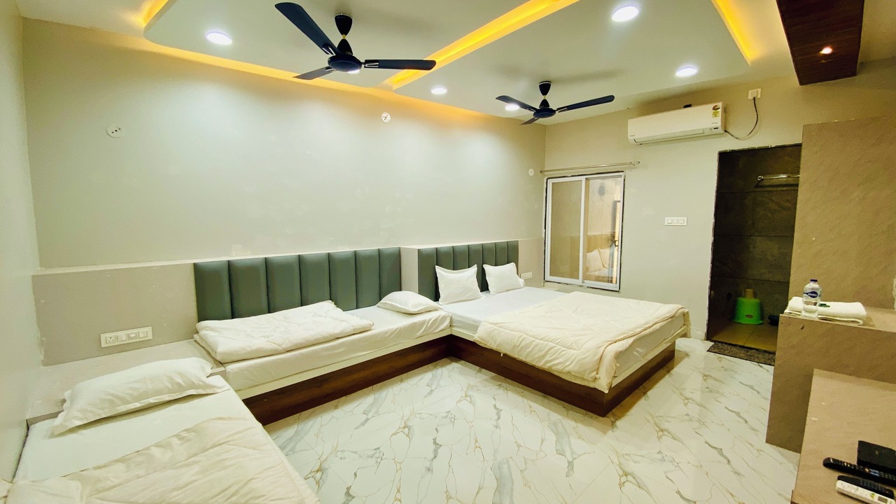 Photo of Bedroom in Khandwa