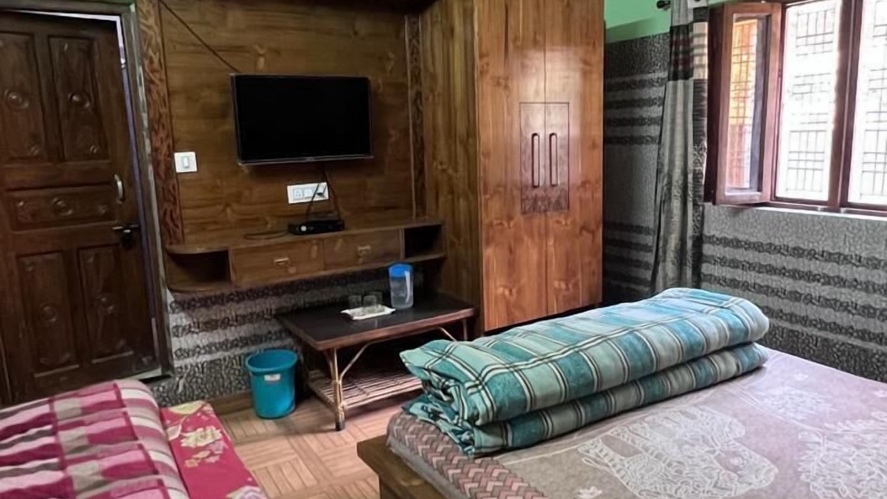 Photo of Bedroom in Ukhimath