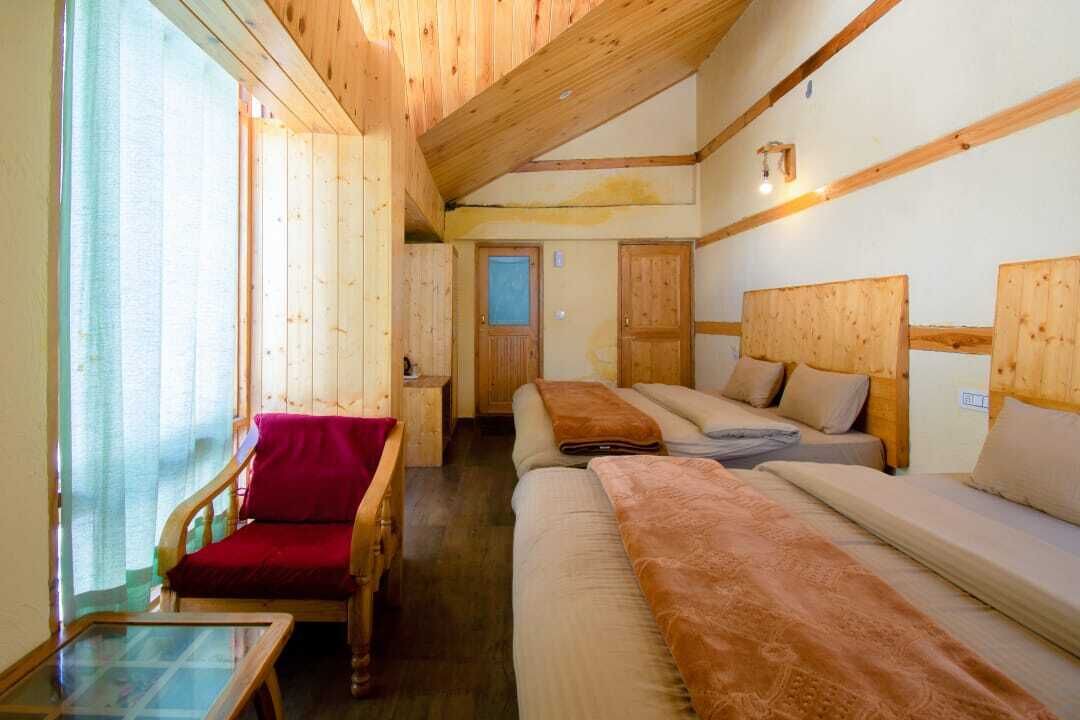 Photo of Bedroom in Jibhi