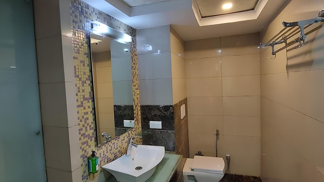 Photo of Bathroom in Paharganj