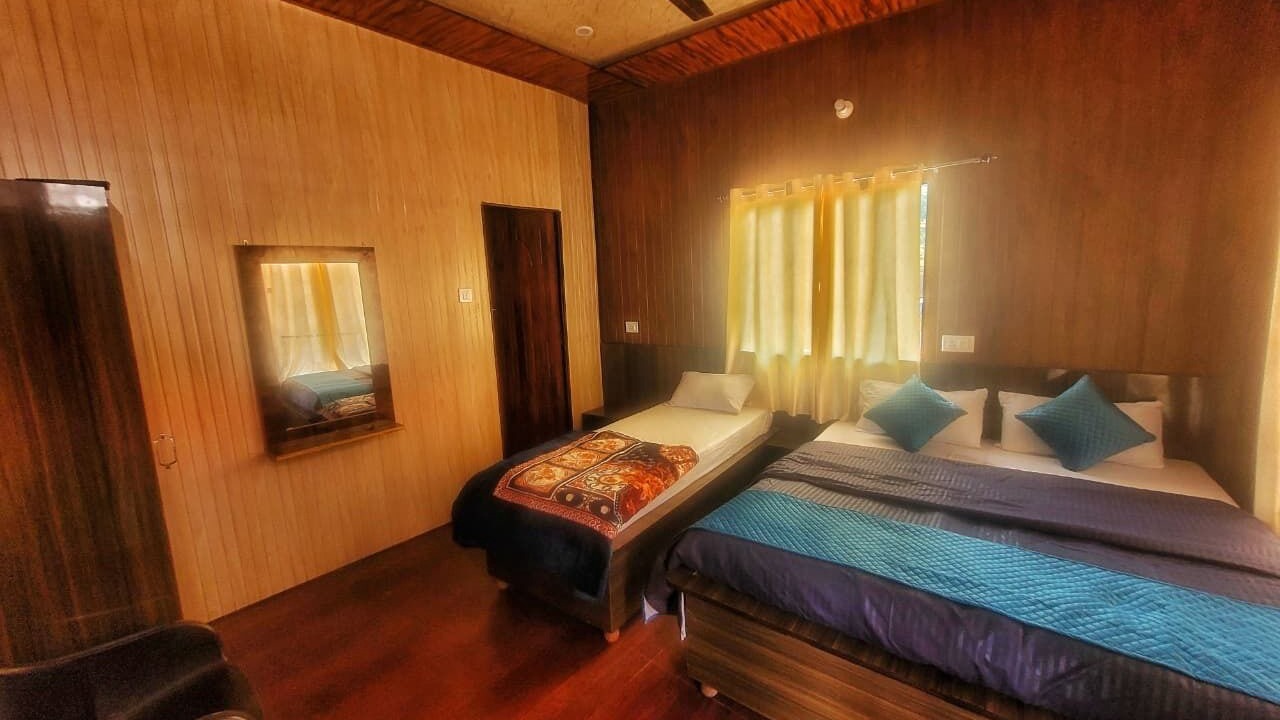 Photo of Bedroom in Narainkoti