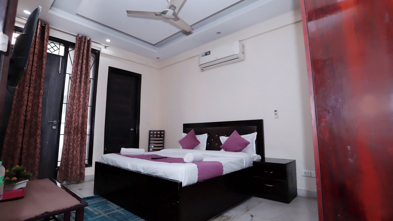 Photo of Bedroom in Noida