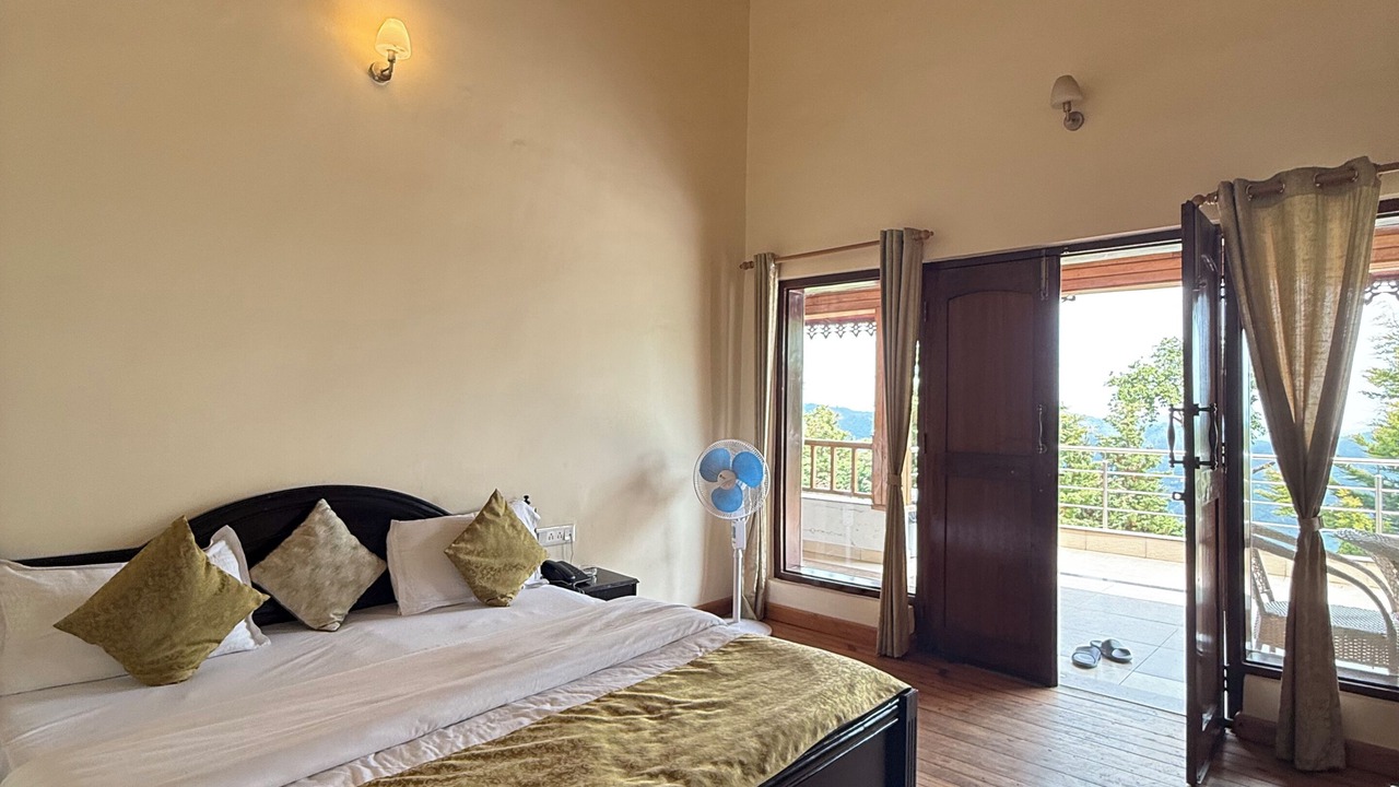 Photo of Bedroom in Mukteshwar